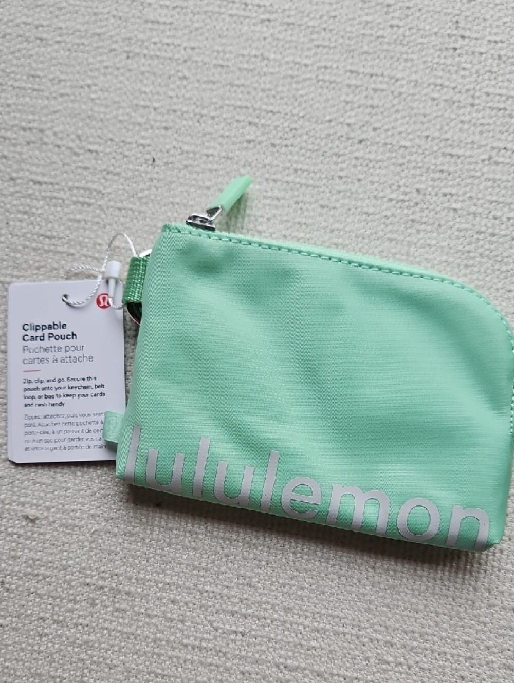 lululemon Mint Green Clippable Card Pouch - Picture 2 of 13